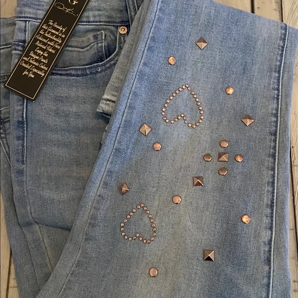 DG2 New Classic Stretch Denim Embellished Heart Jeans Chambray 6 New - Picture 4 of 16